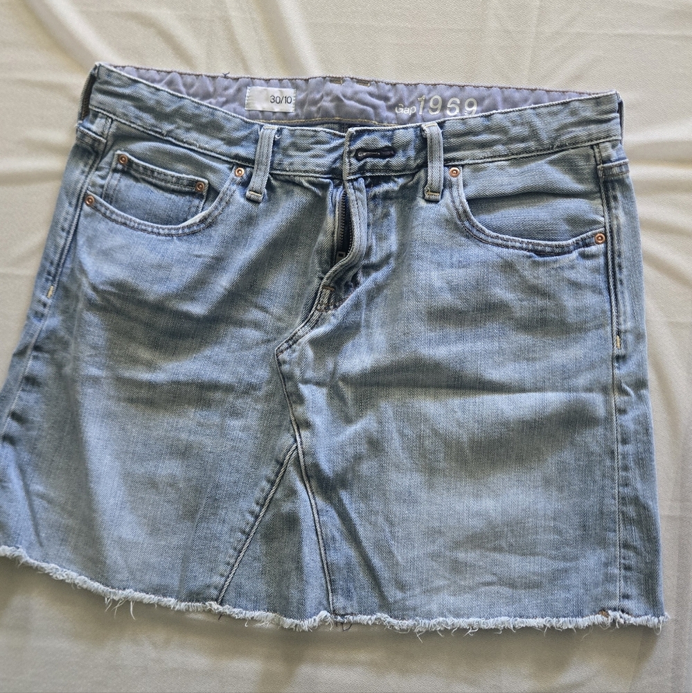 Gap Classic 1969 Denim Mini Skirt